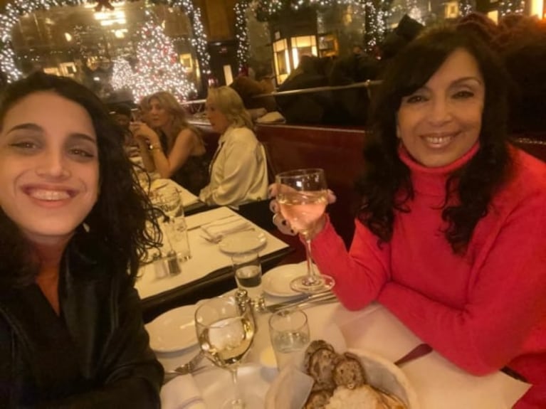 Liliana "Tormenta" Marturano junto a su hija en Nueva York: Micaela tiene 29 años y es médica psiquiatra