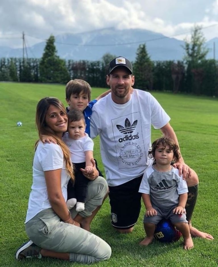 Lionel Messi compartió una foto inédita de los inicios con Antonela Roccuzzo: "Los años pasan..."