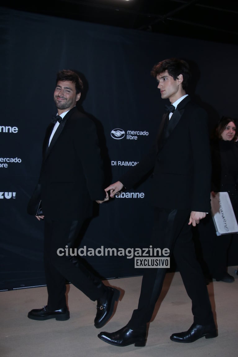 Lizardo Ponce presentó oficialmente a su novio Franco en los Premios Ídolo