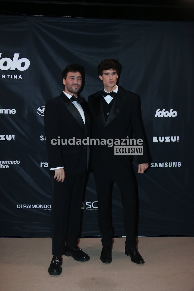 Lizardo Ponce presentó oficialmente a su novio Franco en los Premios Ídolo