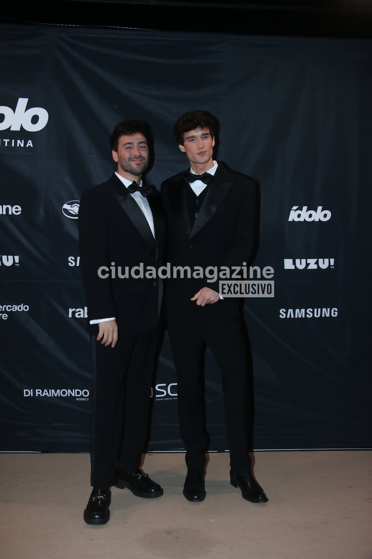 Lizardo Ponce presentó oficialmente a su novio Franco en los Premios Ídolo