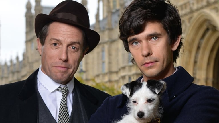 Llega A Very English Scandal, la galardonada miniserie con Hugh Grant, por AMC