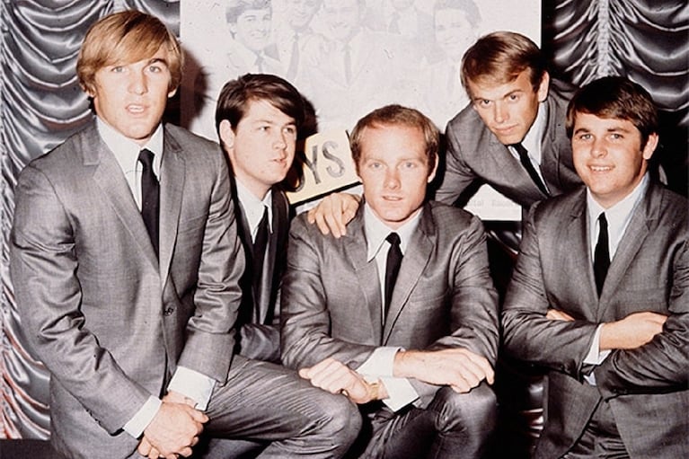 Los Beach Boys: la historia de la banda que hizo sombra a los Beatles 