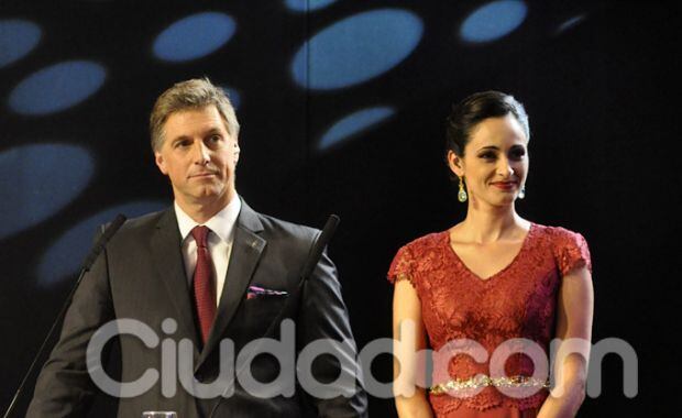 Los conductores: Horacio Cabak y Gabriela Sobrado. (Foto: Jennifer Rubio-Ciudad.com)