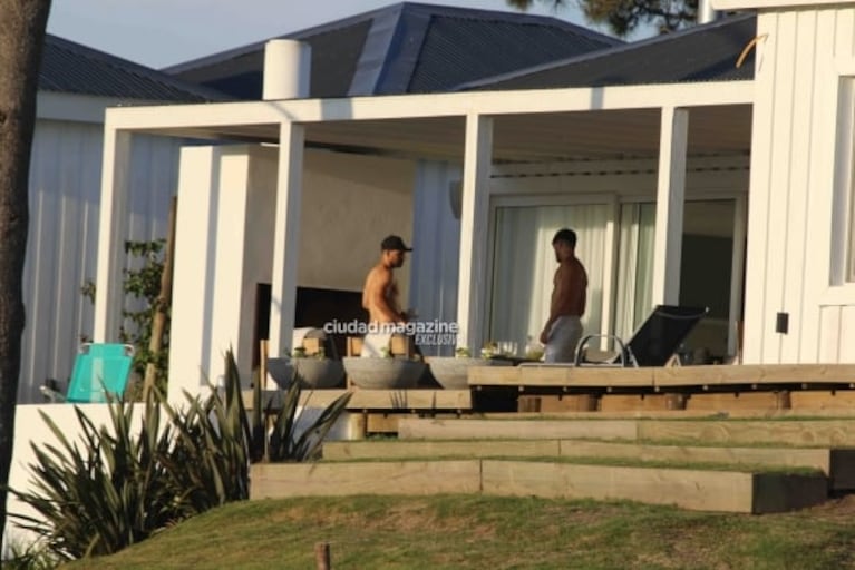 Los días del Kun Agüero en Punta del Este tras retirarse del fútbol: relax, sol y amigos