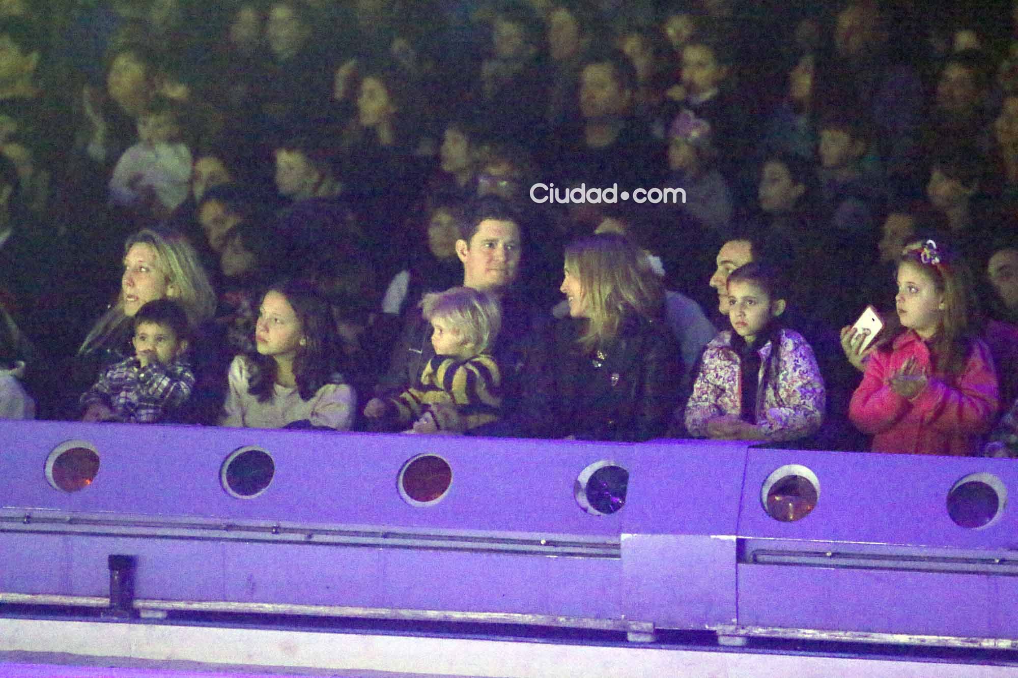 Los famosos disfrutaron junto a sus hijos de Disney On Ice (Foto: Movilpress)