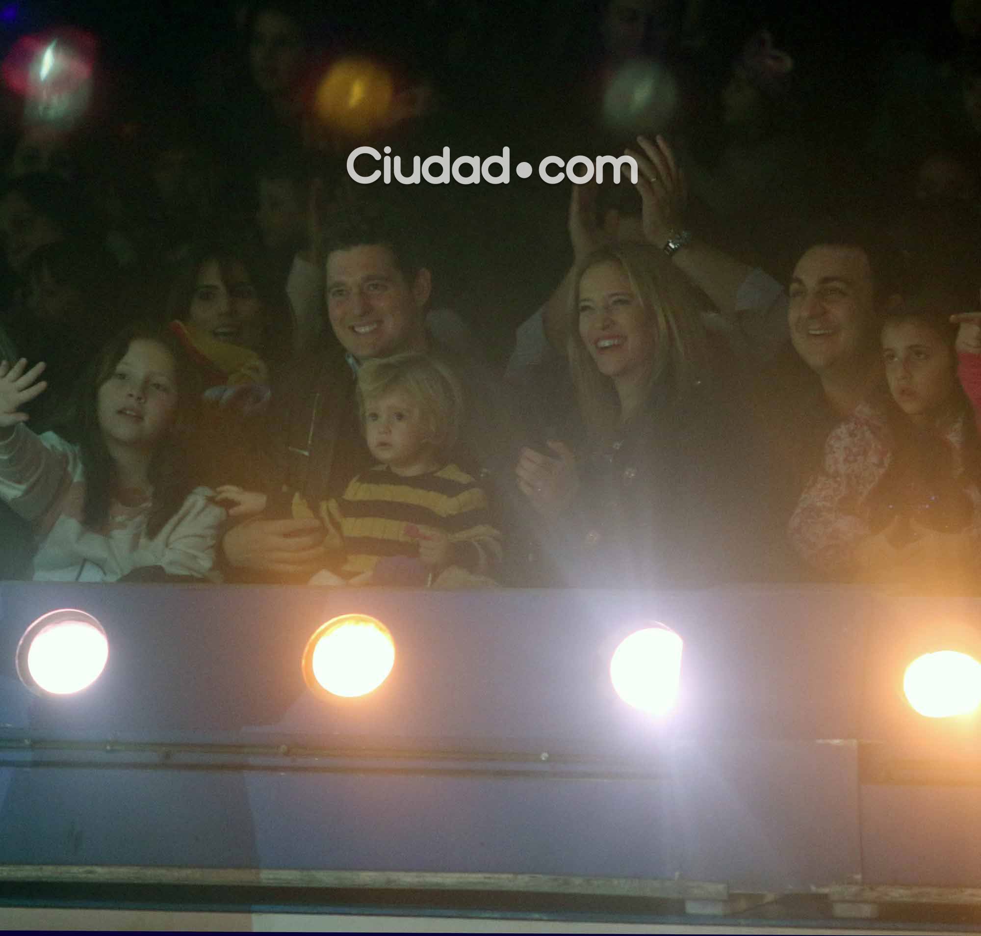 Los famosos disfrutaron junto a sus hijos de Disney On Ice (Foto: Movilpress)