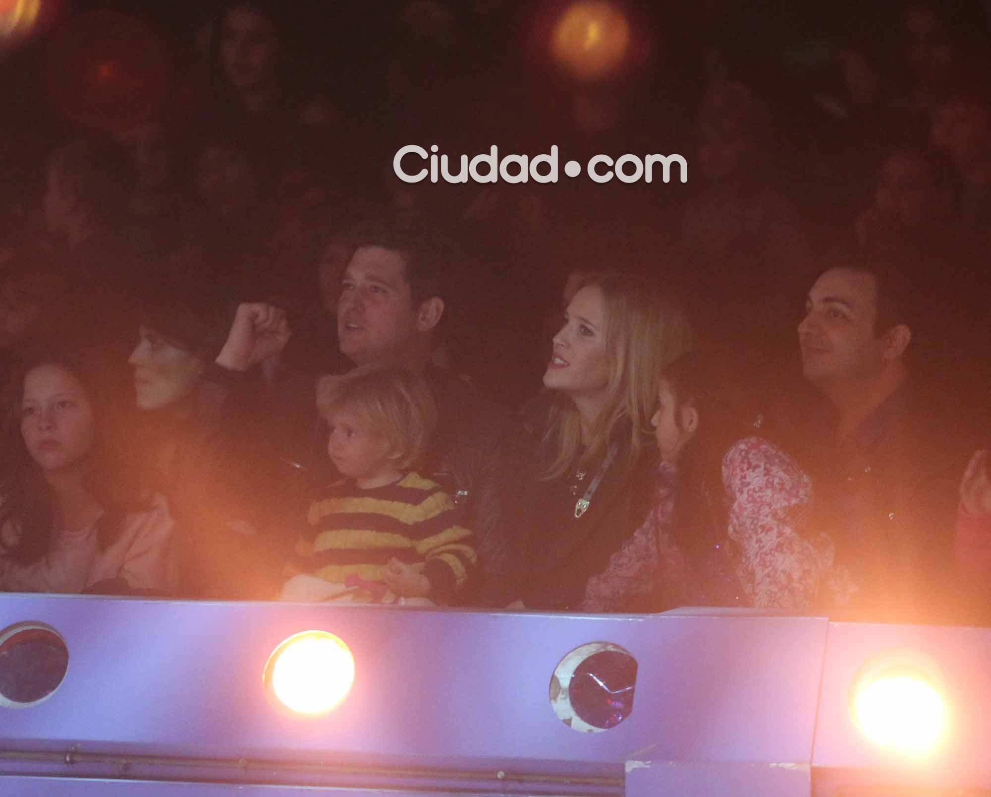 Los famosos disfrutaron junto a sus hijos de Disney On Ice (Foto: Movilpress)