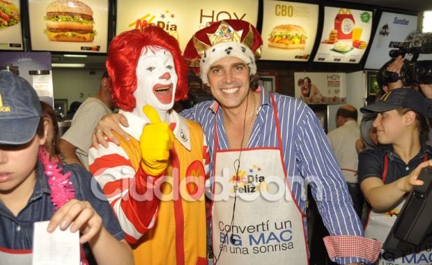 Los famosos en el Mc Día Feliz. (Foto: Jennifer Rubio - Ciudad.com)