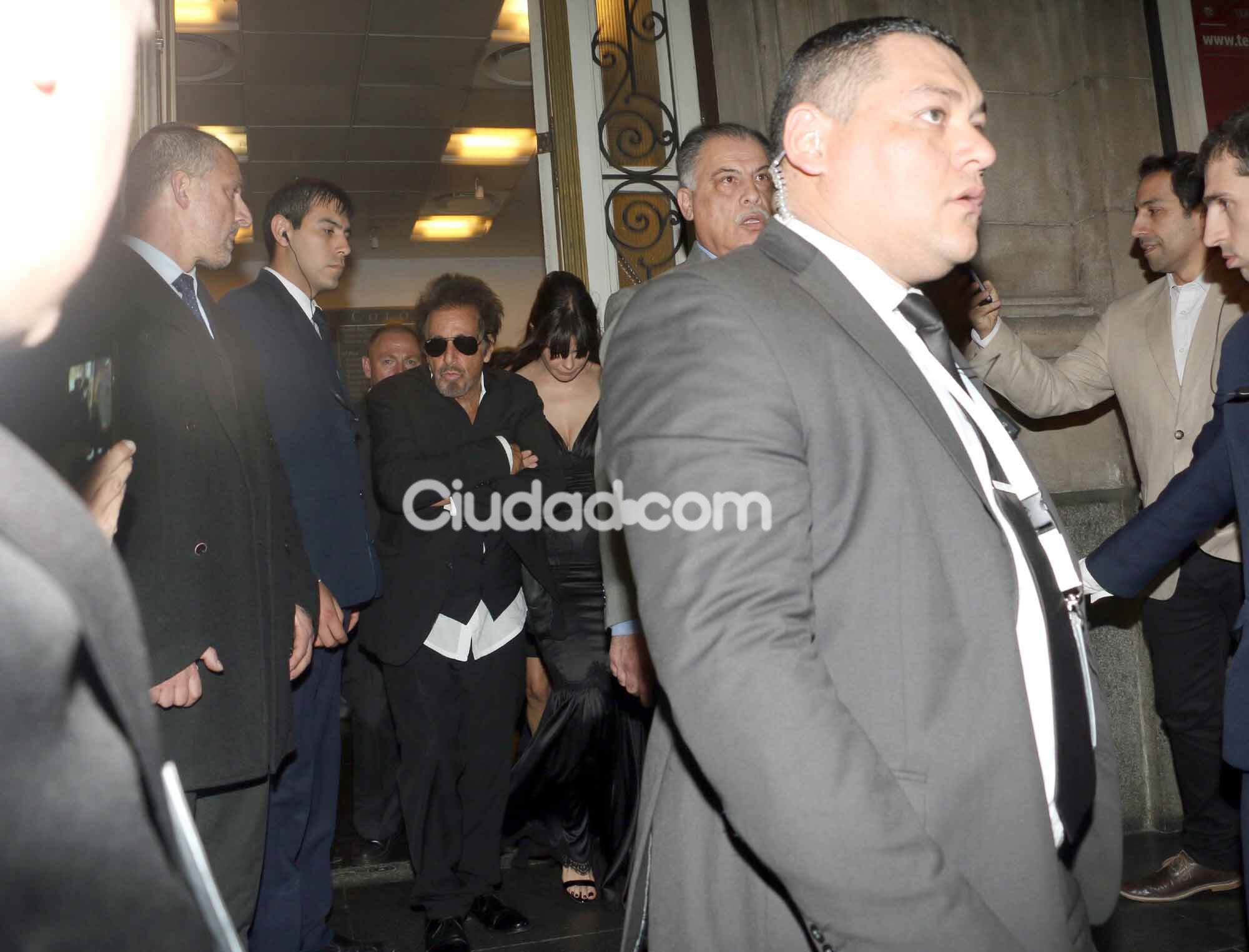 Los famosos fueron a ver a Al Pacino al Teatro Colón (Foto: Movilpress)