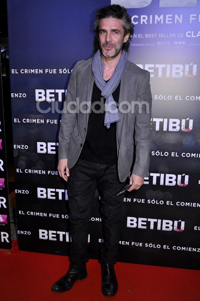 Los famosos no se quisieron perder la avant premiere de Betibú (Fotos: Jennifer Rubio). 