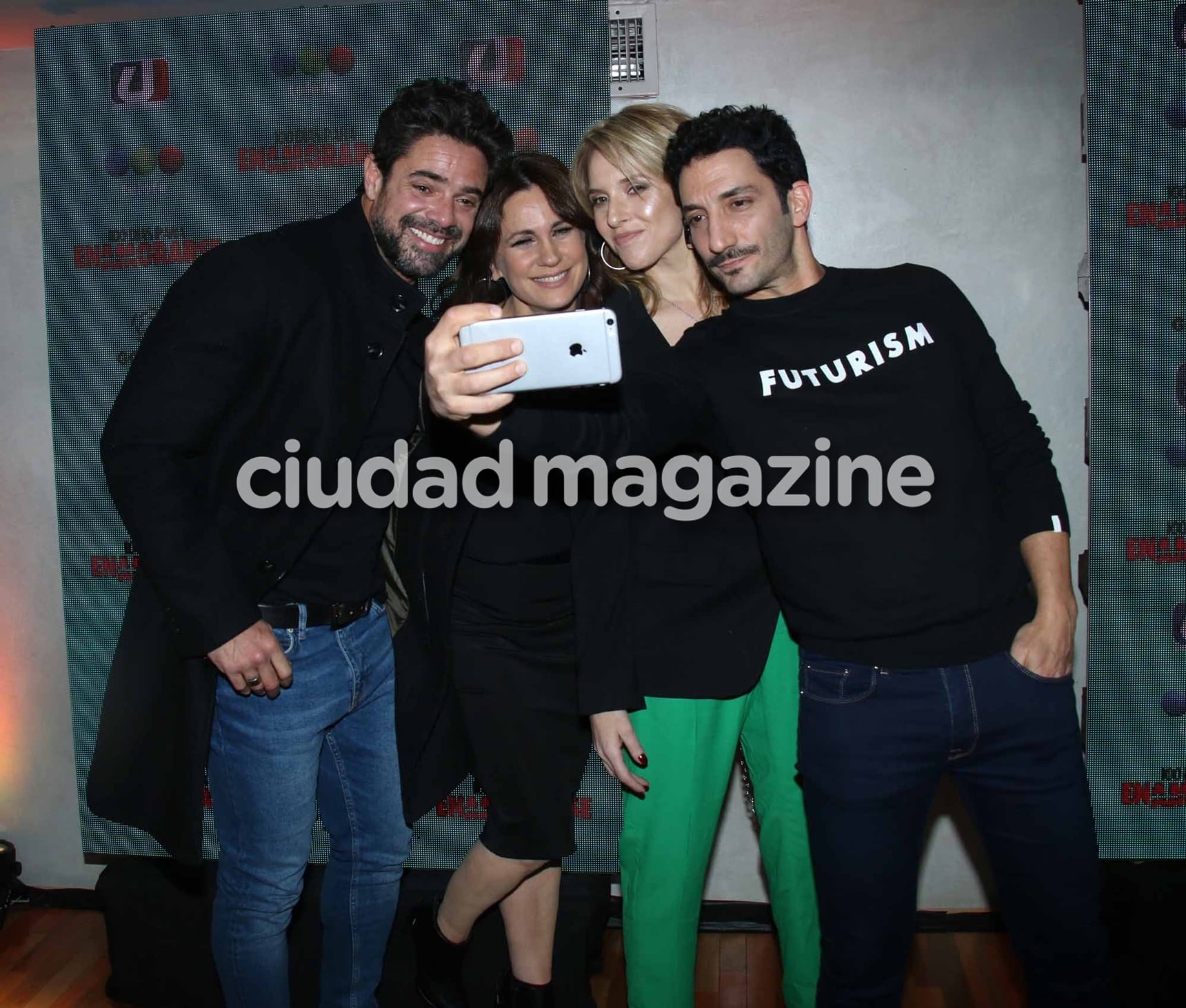 Los protagonistas de 100 días para enamorarse celebraron el éxito (Fotos: Movilpress). 