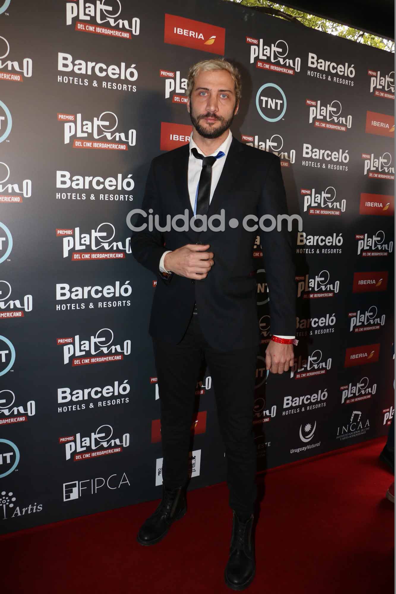 Luciano Caceres, en las nominaciones de los Premios Platino (Foto: Movilpress)