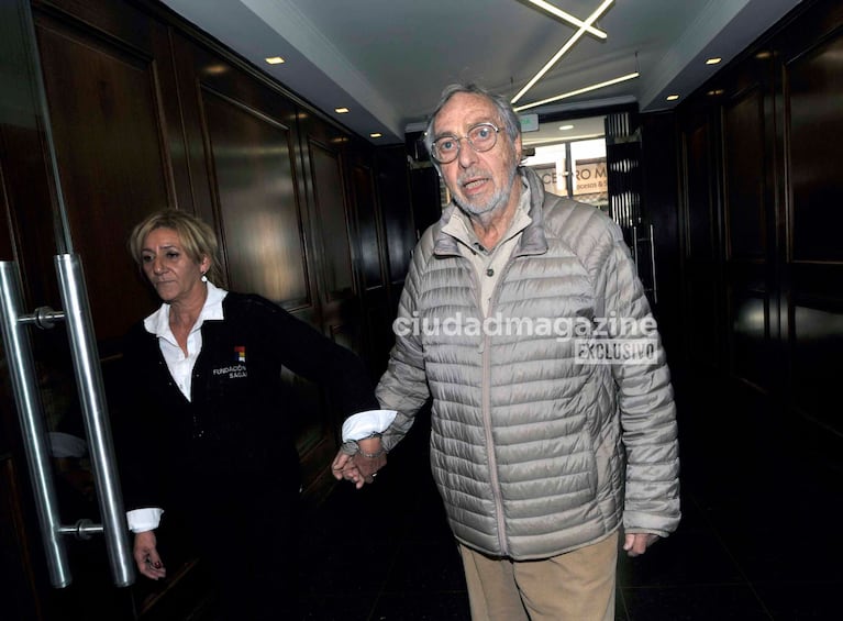 Luis Brandoni en el velatorio de Pepe Soriano (Foto: Movilpress).