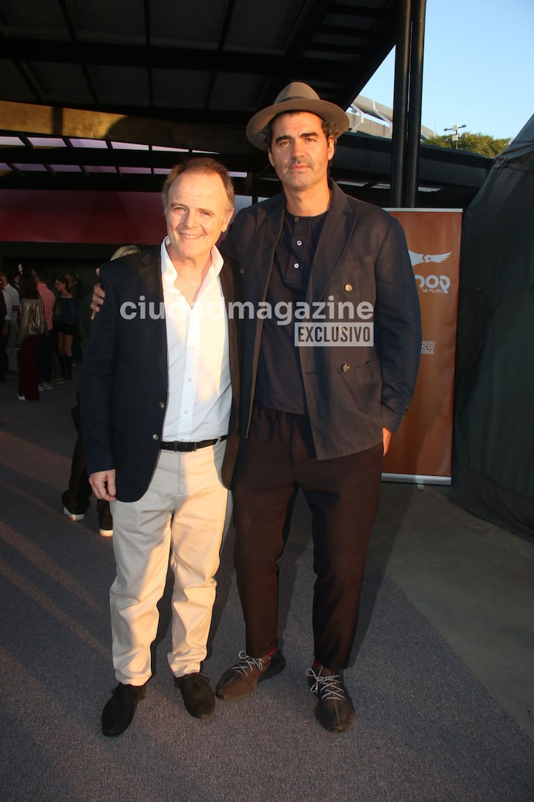 Luis Machín y Armando Bo en los Premios Condor (Foto: Movilpress).