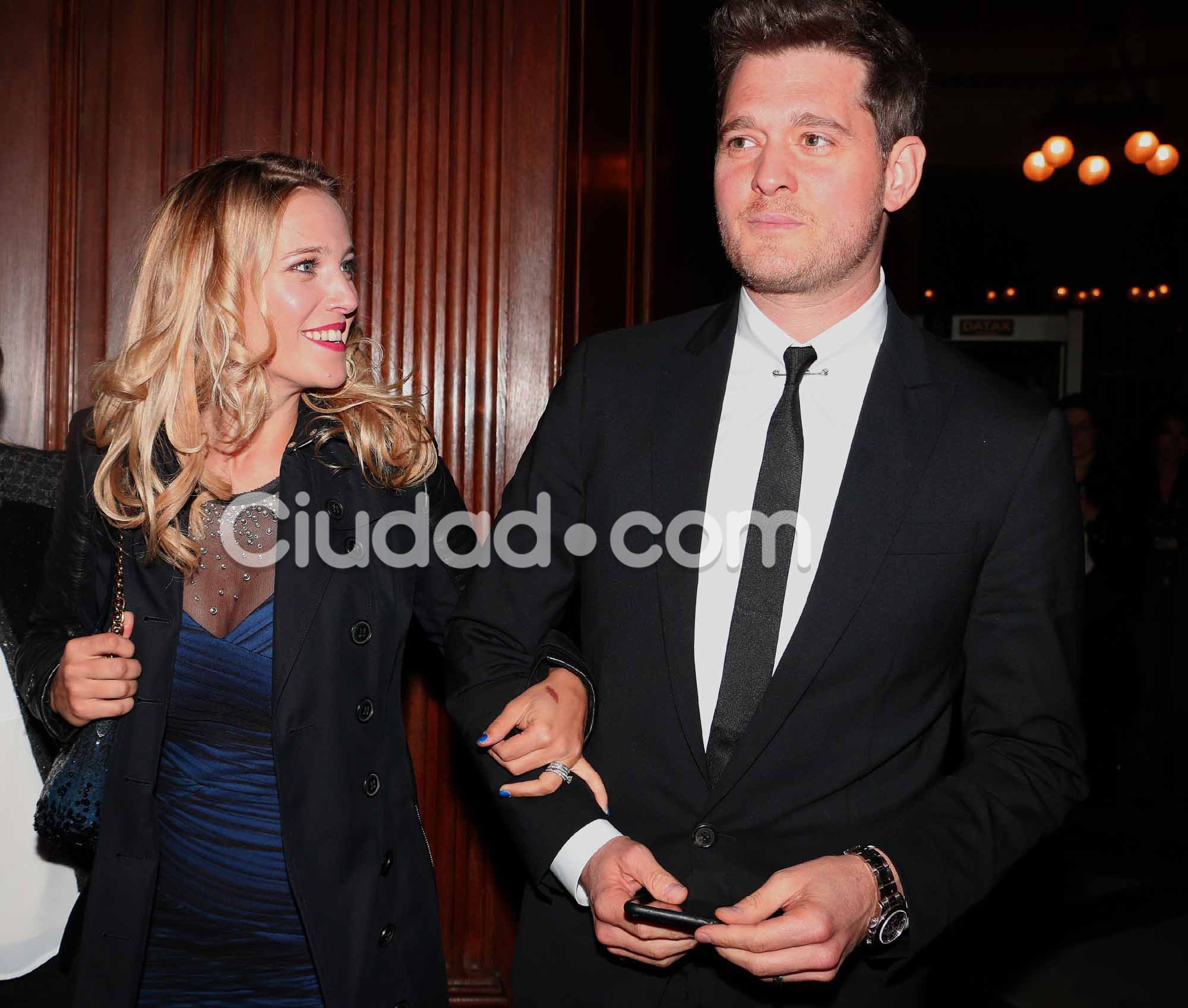 Luisana Lopilato y Michael Bublé, divinos en la Embajada de Francia (Fotos: Movilpress). 