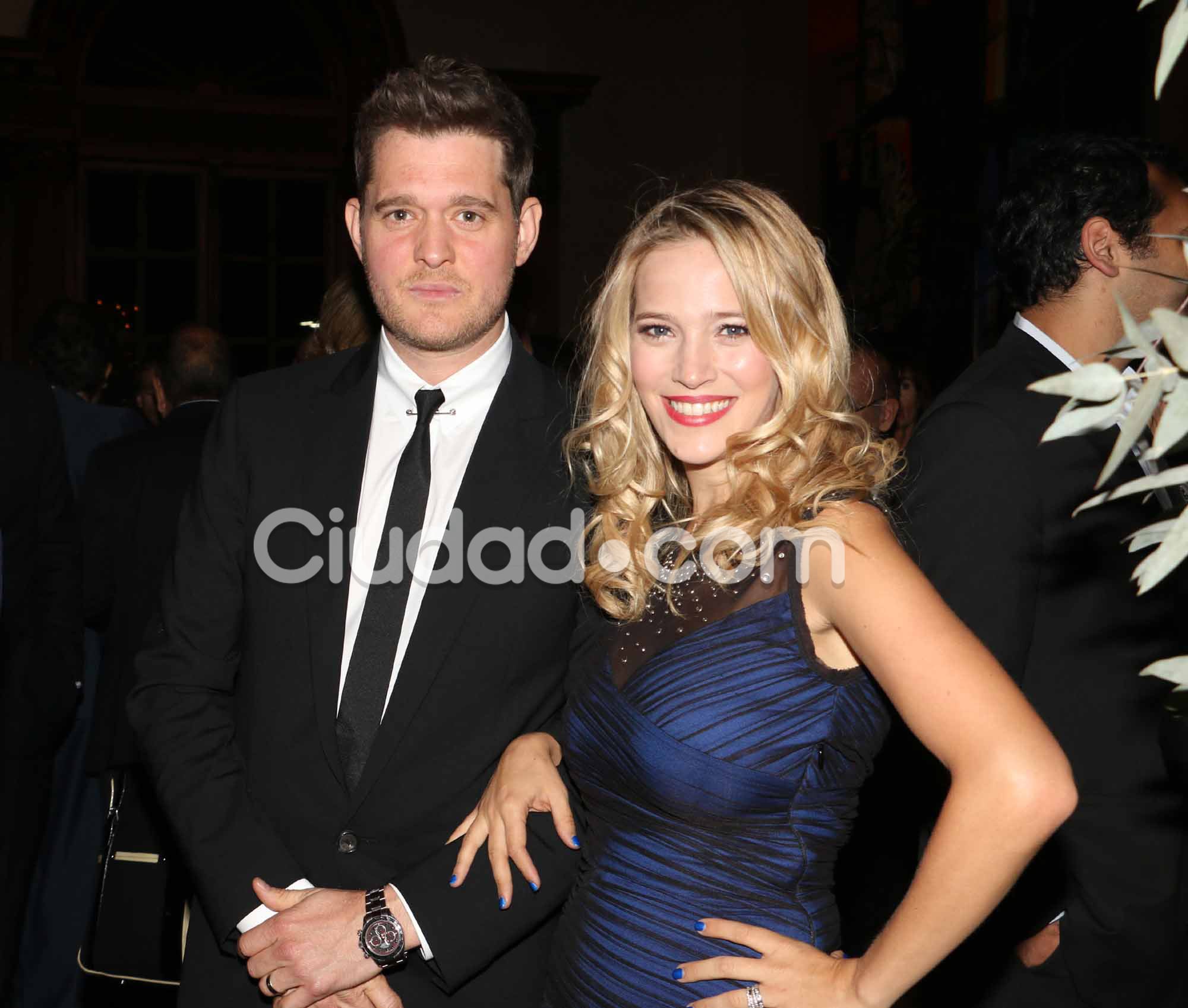 Luisana Lopilato y Michael Bublé, divinos en la Embajada de Francia (Fotos: Movilpress). 