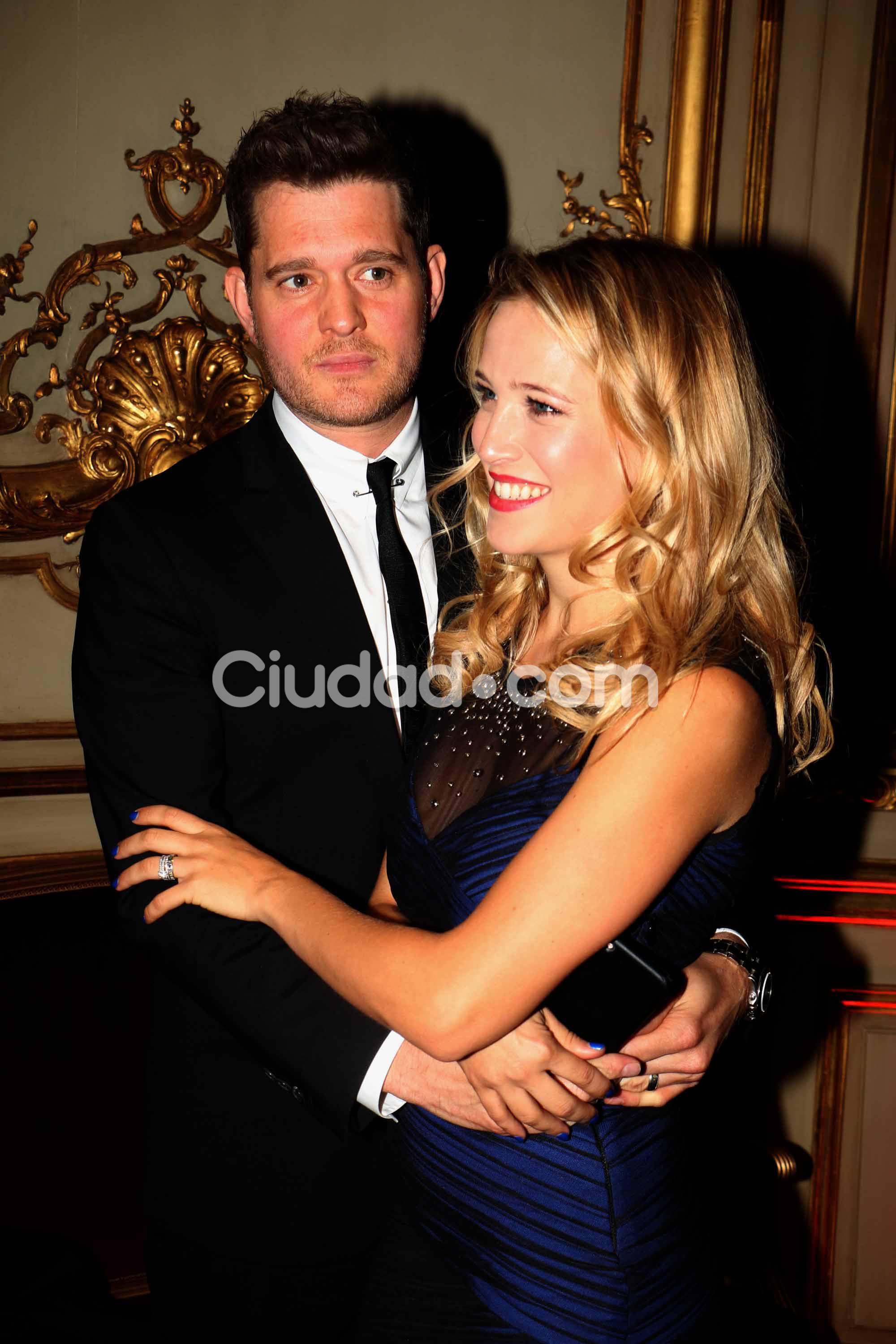 Luisana Lopilato y Michael Bublé, divinos en la Embajada de Francia (Fotos: Movilpress). 