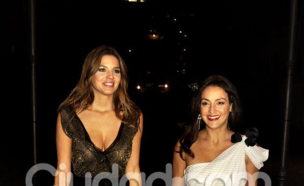 Marcela Kloosterboer y Eleonora Wexler, divinas en la gala (Foto: Jennifer Rubio). 