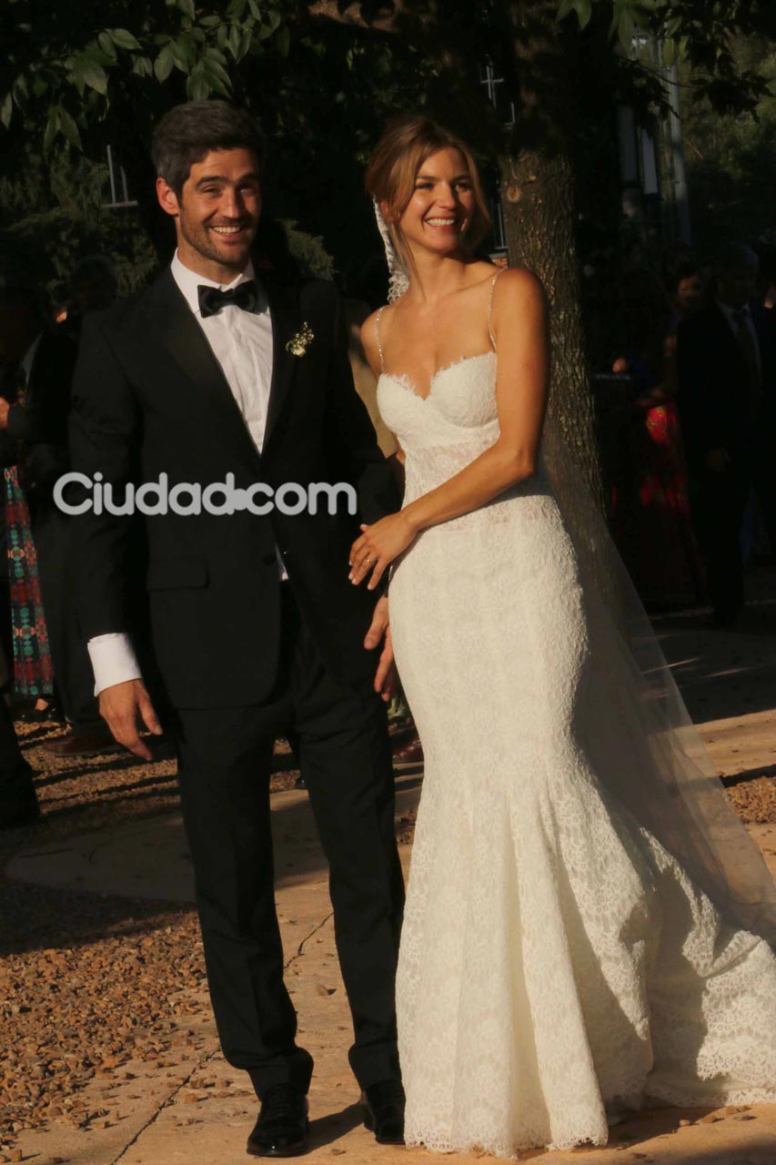 Marcela Kloosterboer y Fernando Sieling, recién casados. (Foto: Movilpress)