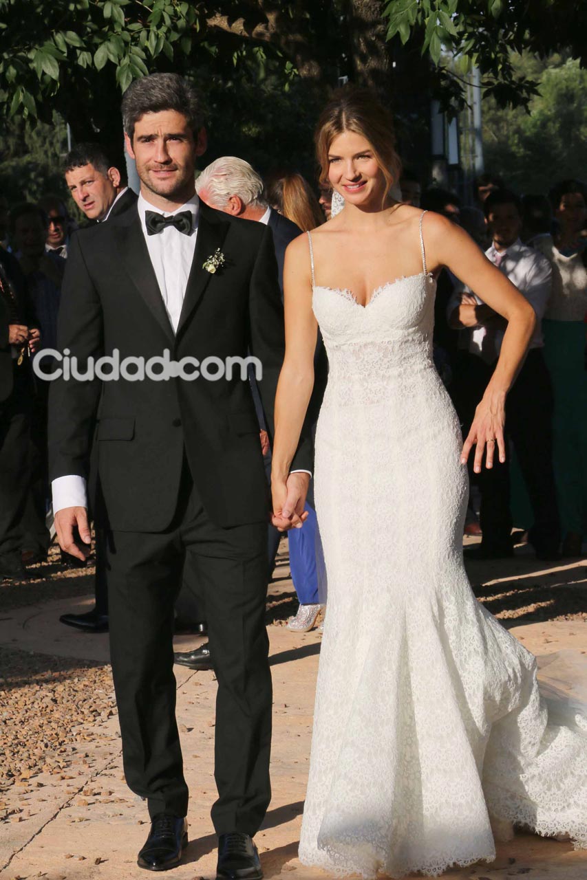 Marcela Kloosterboer y Fernando Sieling, recién casados. (Foto: Movilpress)