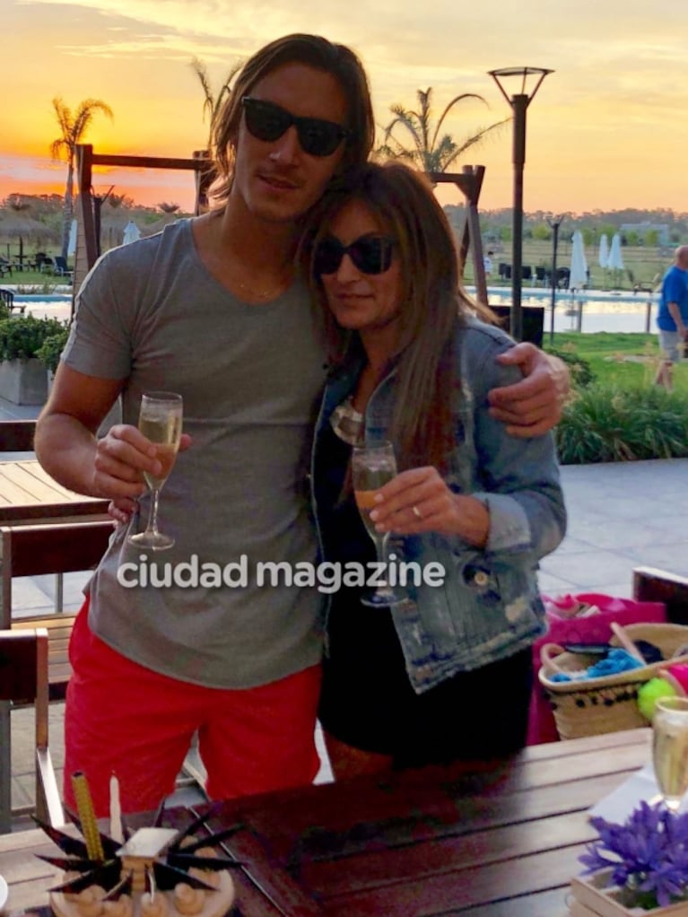 Marcela Tauro y el cumpleaños de 30 de su novio, Martín Bisio: "Le regalé una camisa y el desayuno en la cama"