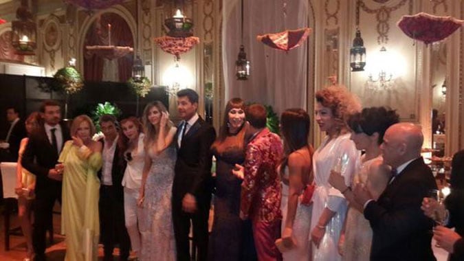 Marcelo Tinelli y toda la troupe del Bailando (Fotos: Twitter).