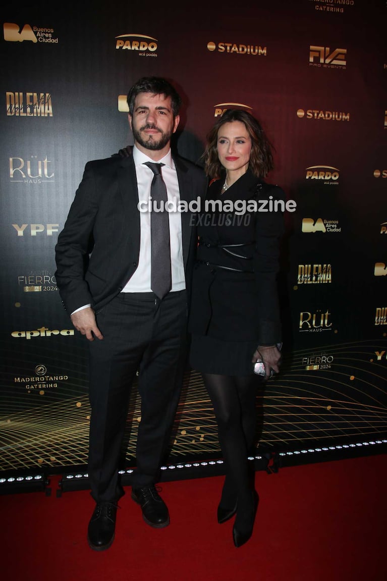 Marco Antonio Caponi y Monna Antonopulos en los Premios Martín Fierro Digital 2024 (Foto: Movilpress)