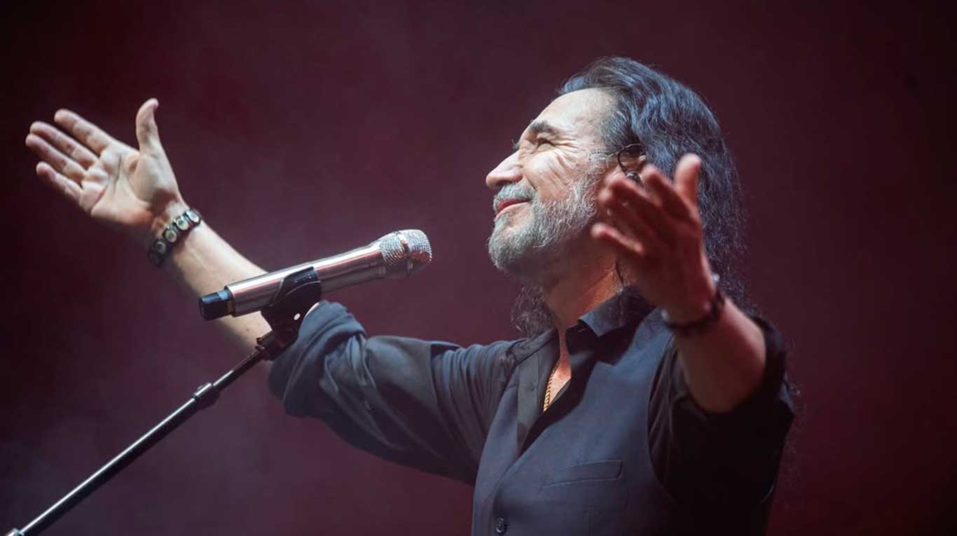 Marco Antonio Solís.