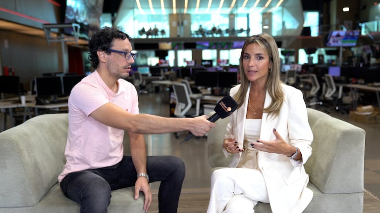 María Belén Ludueña mano a mano con Ciudad en el Centro de Contenidos Multiplataforma de Artear. (Foto: Ciudad)