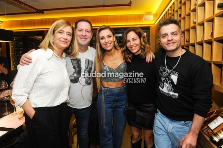 Mariana Brey festejó su cumpleaños junto a Pía Shaw, Ángel de Brito y más amigos: todas las fotos 