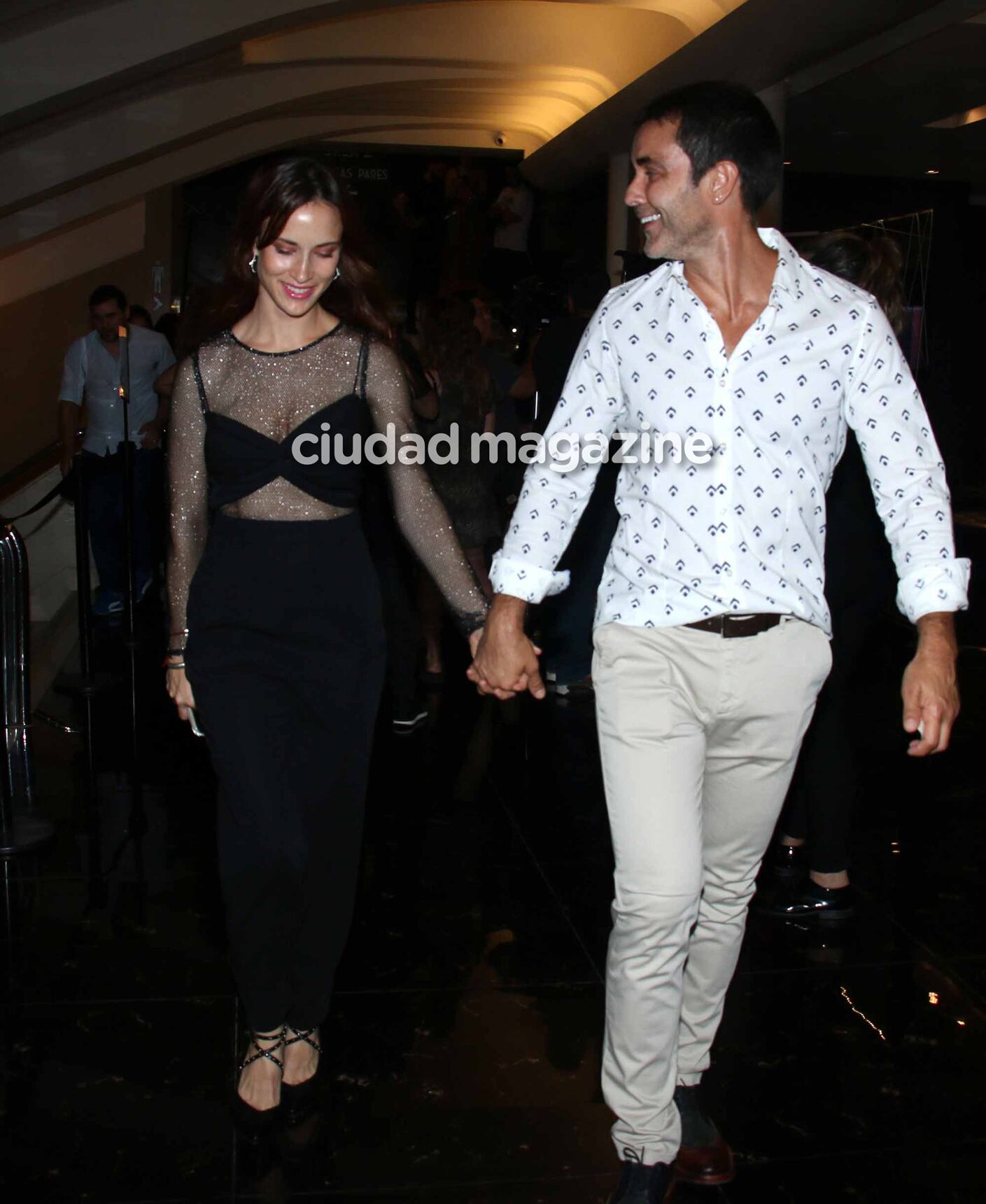 Mariano Martínez y Camila Cavallo, cómplices y enamorados en el estreno (Fotos:  Movilpress).