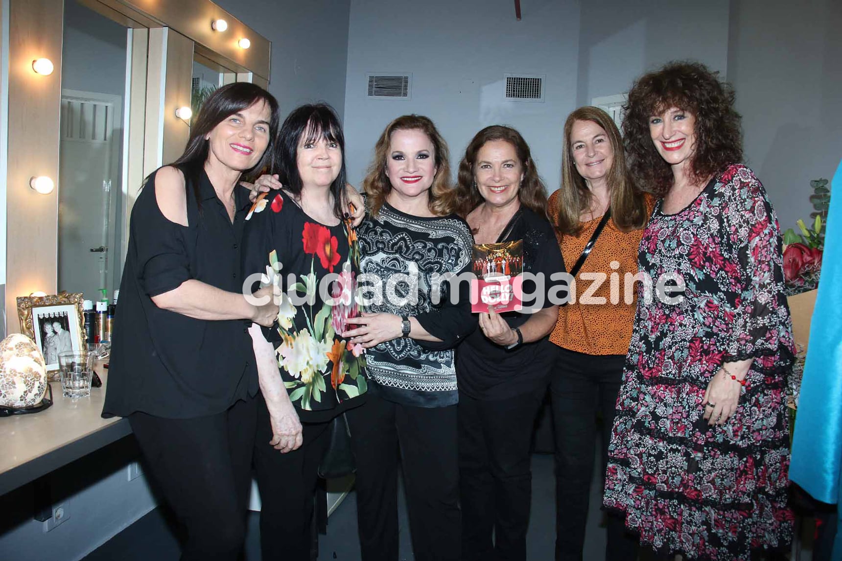 Marilina Ross, Lucía Galán, Sandra Mihanovich y Julia Zenco en el estreno de Hello Dolly! (Foto: Movilpress)