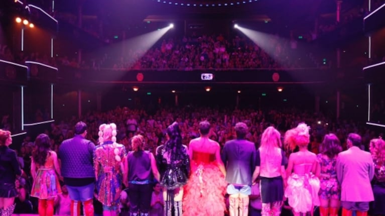 Martín Bossi y Fer Dente, la dupla explosiva de Kinky Boots: furor en calle Corrientes