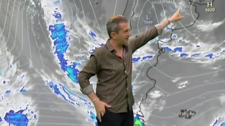 Matías Bertolotti, meteorólogo de TN, analiza el sistema de baja presión que se aproxima a la región, anticipando lluvias significativas y cambios en las condiciones climáticas. (Foto: captura de TN)