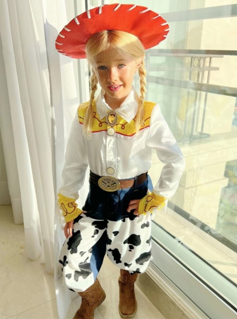 Matilda Salazar eligió un disfraz de Jessie de Toy Story para Halloween