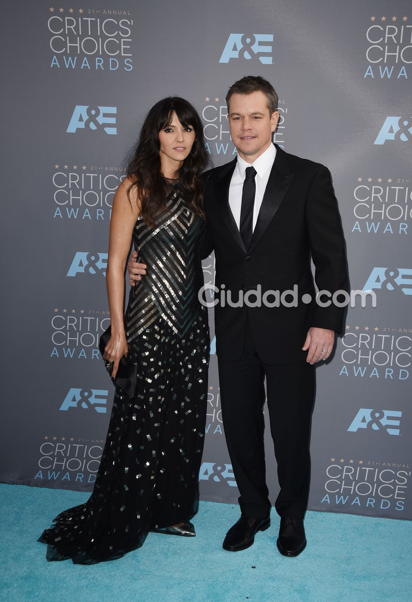 Matt Damon se mostró enamorado de Luciana Barroso, que lució muy delgada  (Fotos: AFP). 