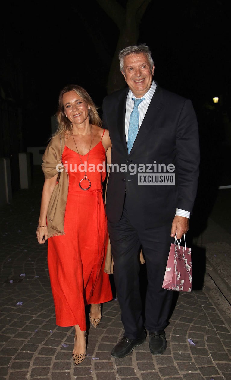 Mauricio D'Alessandro y su pareja en el cumpleaños de Marcela Tinayre (Foto: Movilpress).