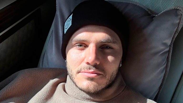 Mauro Icardi pasó por la peluquería y sorprendió con su cambio.