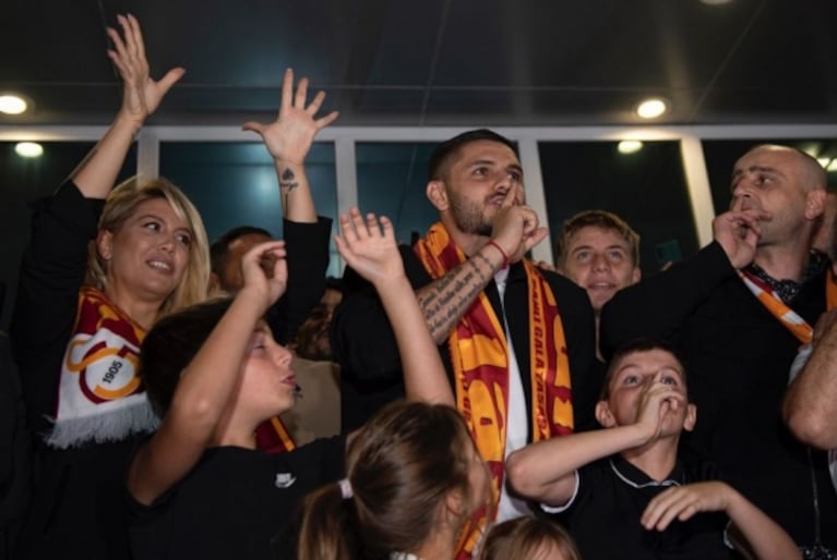 Mauro Icardi revolucionó Estambul con su llegada y Wanda Nara sufrió una estrepitosa caída