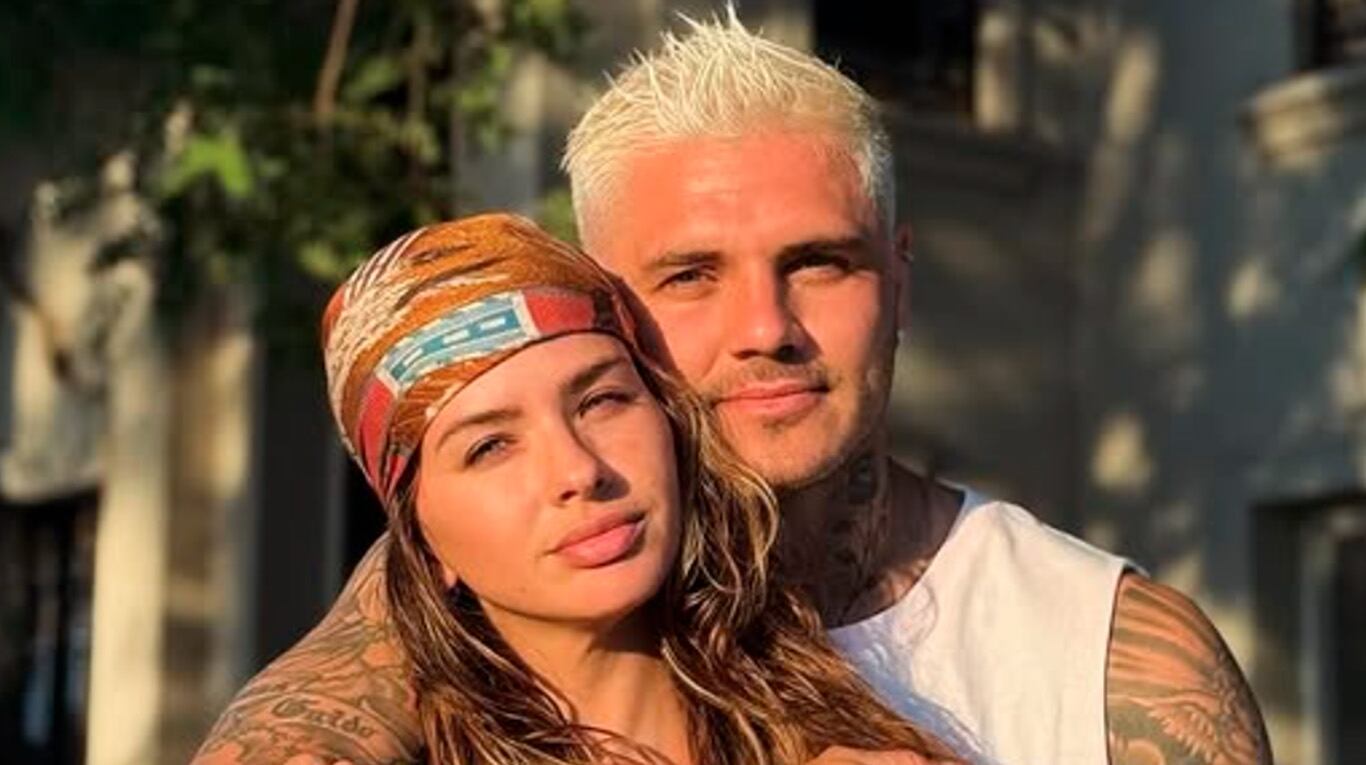 Mauro Icardi viajó a Rosario con China Suárez y finalmente se reconocilió con su familia.