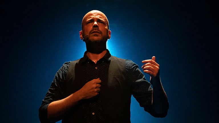 Maximiliano Serral presenta su show de flamenco en Buenos Aires