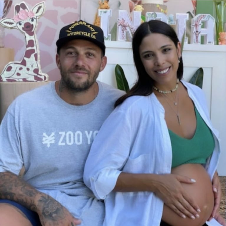 Maypi Delgado celebró  su baby shower selvático con su ex: hojas tropicales y dibujos de animales