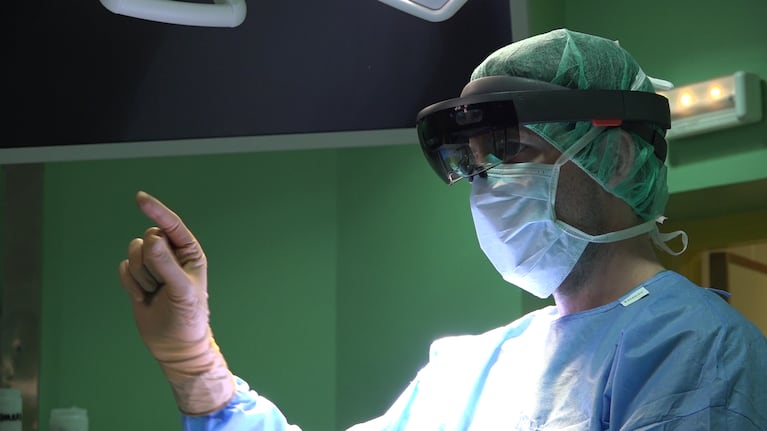 Médicos usaron gafas holográficas para hacer operaciones quirúrgicas complejas