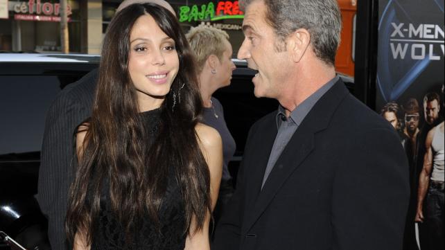 Mel Gibson tuvo un ataque de ira y le rompió varios dientes a su ahora ex pareja