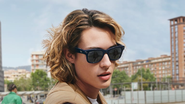 Meta ha actualizado las gafas inteligentes Ray-Ban, extendiendo la duración máxima de grabación de vídeos a tres minutos, triplicando su capacidad anterior.

