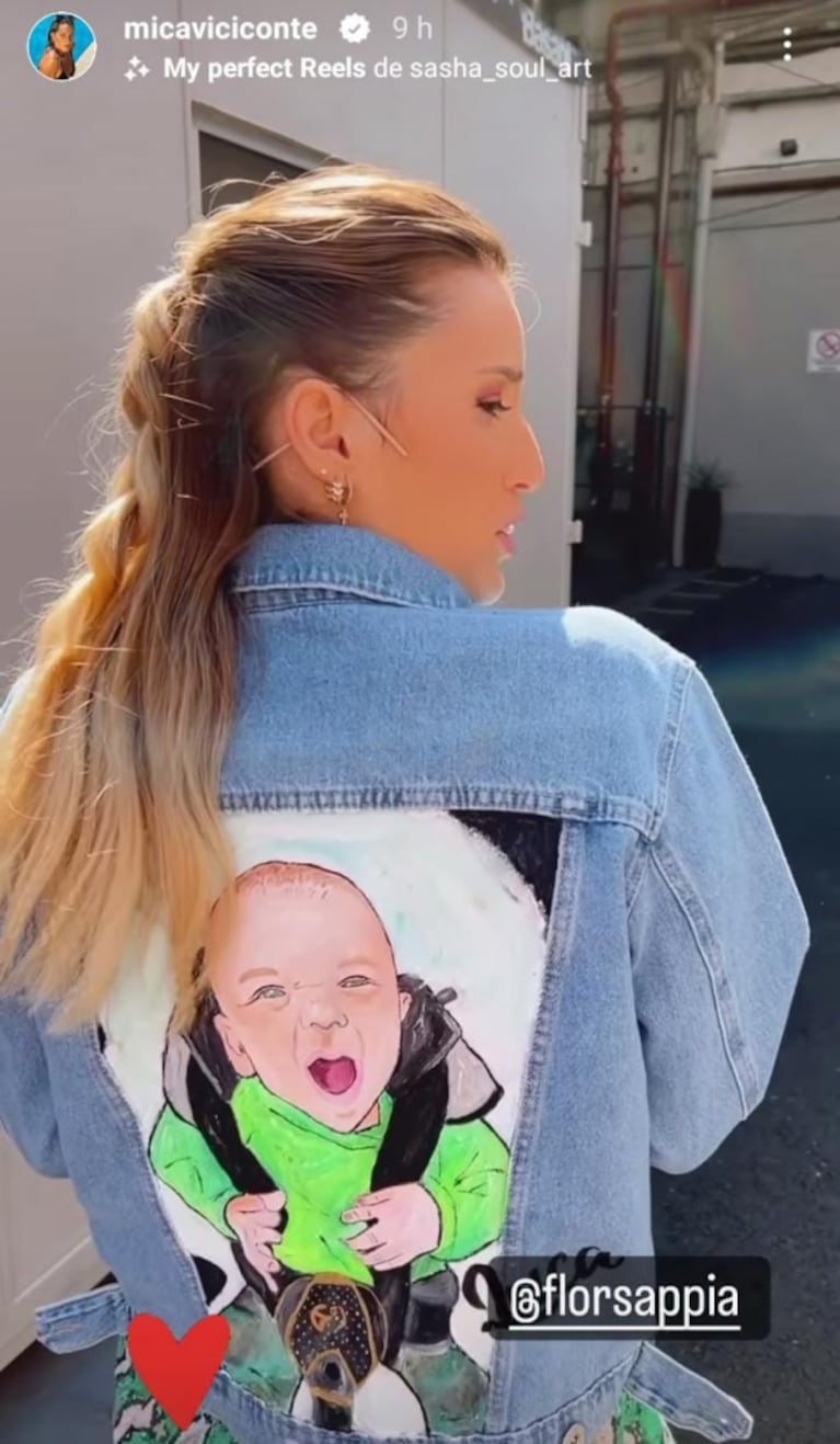 Mica Viciconte marcó tendencia con una campera con el rostro de su hijo Luca