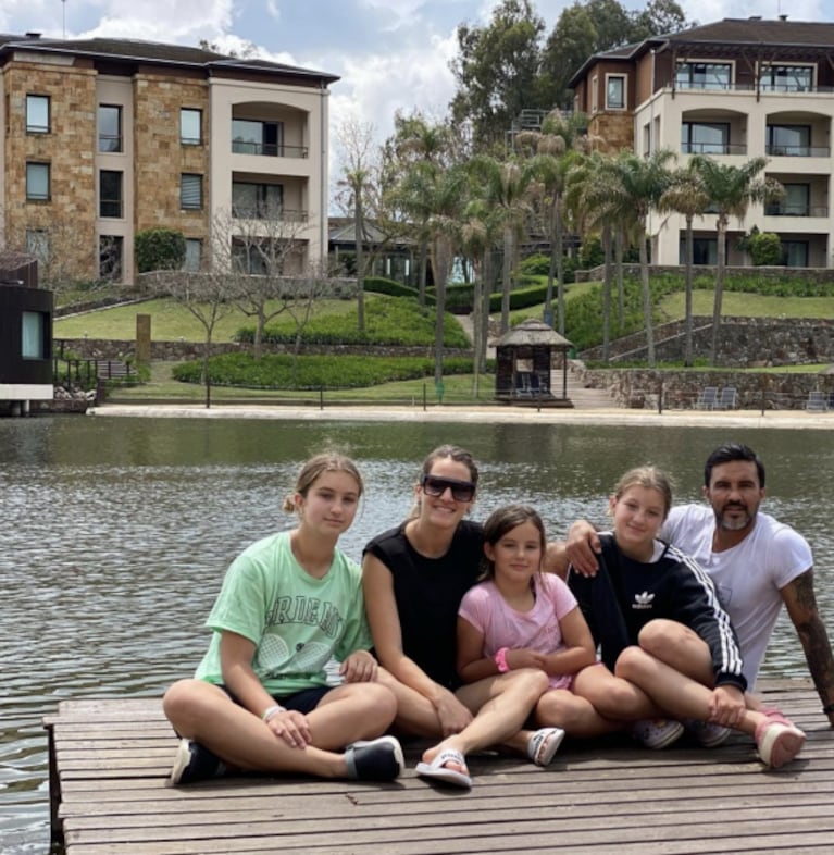 Mica Viciconte y Poroto Cubero con sus hijas hicieron una escapada familiar: el álbum íntimo en Los Cardales