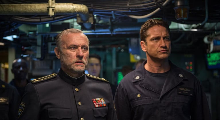 Michael Nyqvist como el Capitán Sergei Andropov y Gerard Butler como el Comandante Joe Glass en "Misión Submarino".