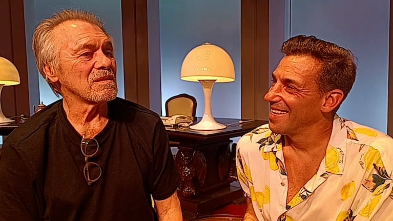 Miguel Ángel Solá y Maxi de la Cruz en la entrevista con Ciudad antes del estreno de Mi Querido Presidente en el Teatro Apolo. 